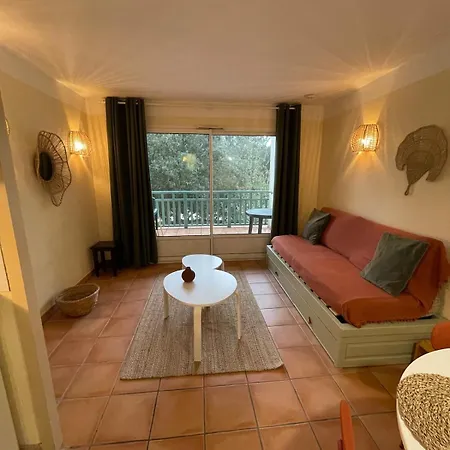 Apartment Sejour Piscine, Foret, Ocean A *